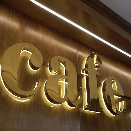 Violet Rose Aprit Hotel Джедда Экстерьер фото